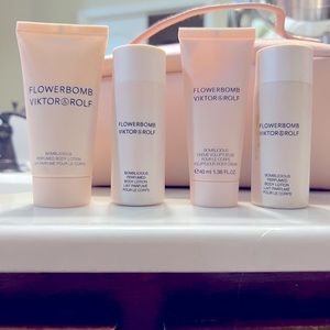 🌸Viktor & Rolf Flowerbomb gift set. 4 bottles never used!🌺